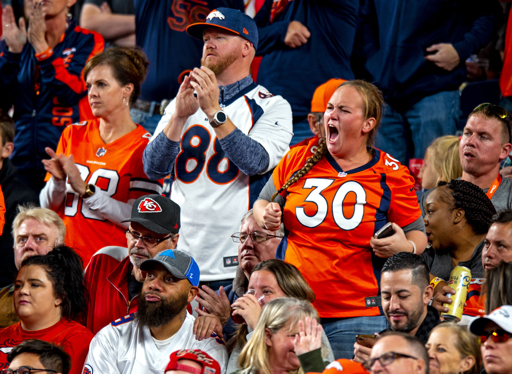 101819-s-broncos 10.JPG